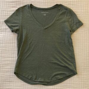 American Eagle - Green Top